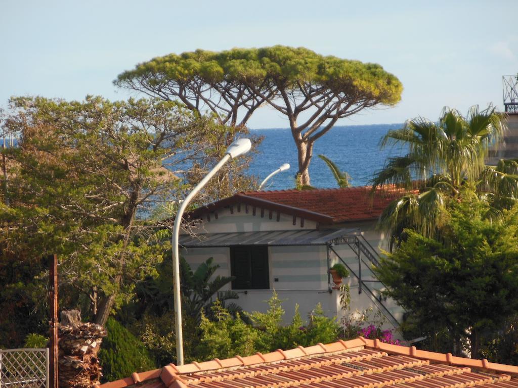 Casa Lunastella Locazione Turistica Монделло Экстерьер фото